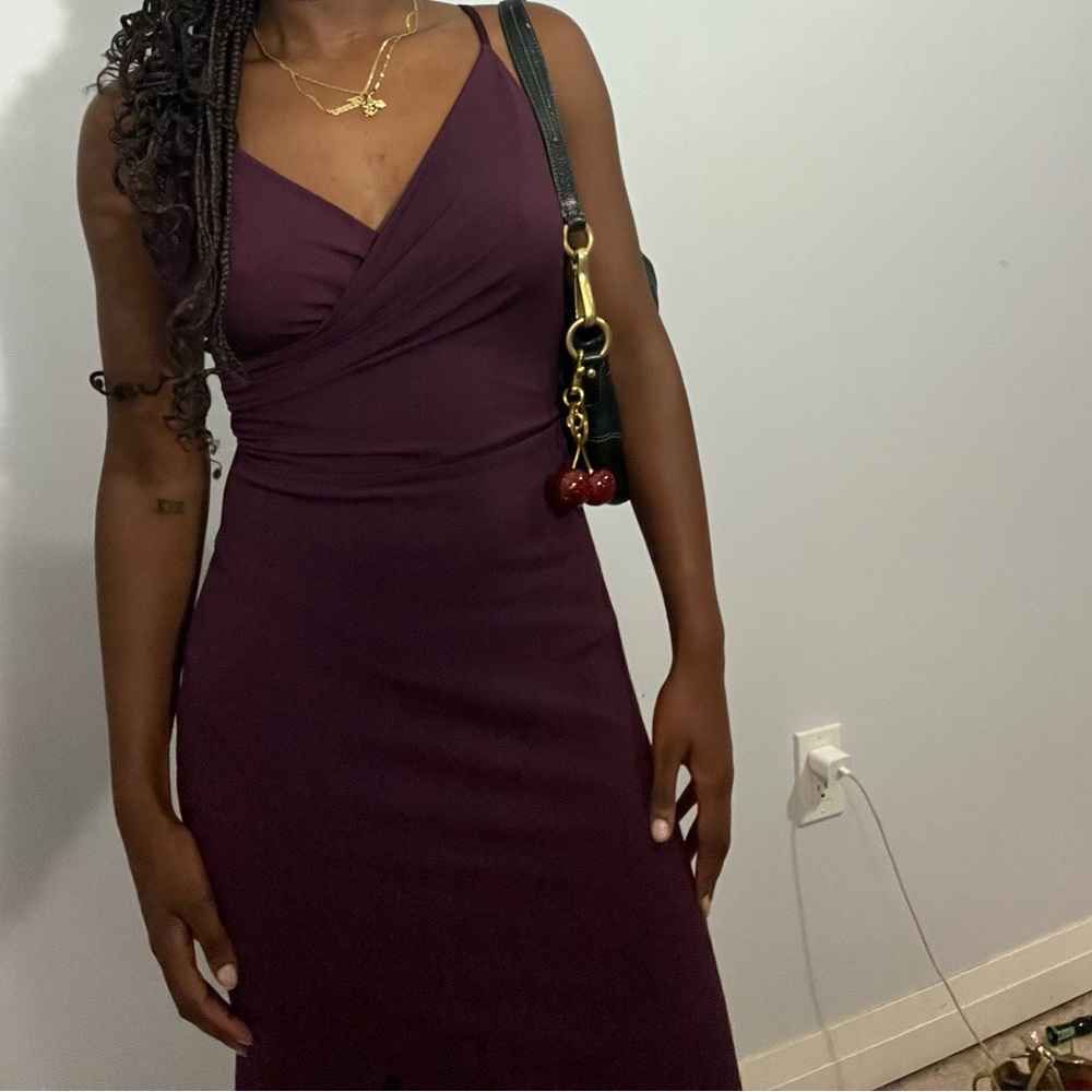 Le Chateau Ruched V-Neck Midi Dress in Red